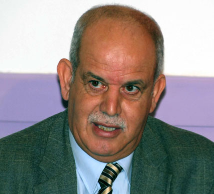 رابح سعدان سيشرع في كتابة مذكراته ويؤكد من قسنطينة                     مستعد لتولي منصب مستشار رياضي لدى رئاسة الجمهورية