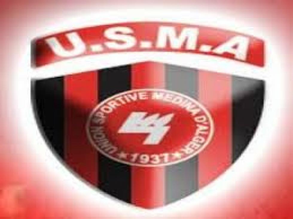 توقف اللقاء بين مولودية بجاية وإتحاد الجزائر بسبب انقطاع التيار الكهربائي