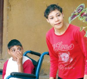 أوضاع العائلة وتجاهل السلطات زاد من بؤسهم                                إخوة مختلين عقليا يعيشون حياة ضنكة بتيبازة