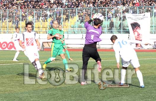 US Béni Douala 0 - MOC 1