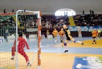 La salle Harcha sera dotée d'un nouveau parquet