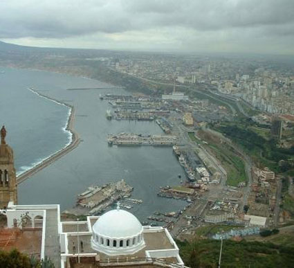 الأزمة تتعمق في بلدية وهران                    تلاحق الاستقالات والمدينة تغرق في الظلام والقمامة