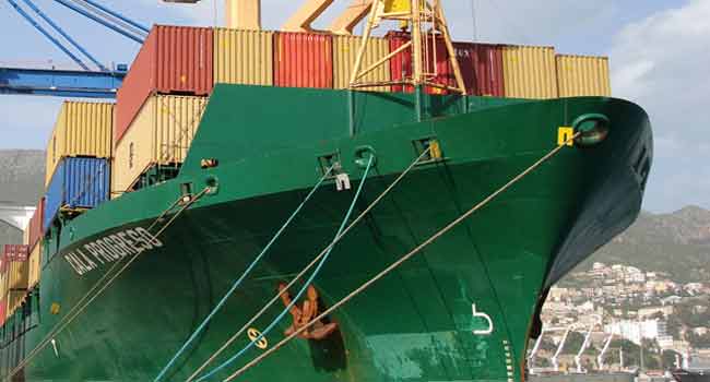 L'Algérie envisage un contrôle plus sévère des produits importés 