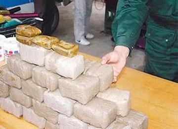 حارس يحوّل ورشة بناء إلى مخزن مخدرات بسكيكدة