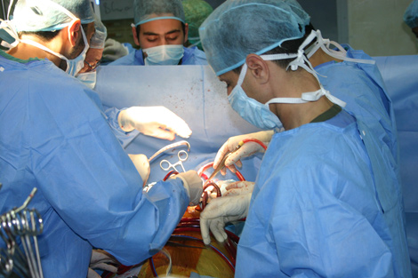 شاب مريض من البليدة يوجه نداء للمحسنين