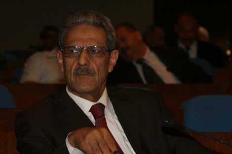 دعدوعة يجتمع بمعارضي سعداني في الوادي