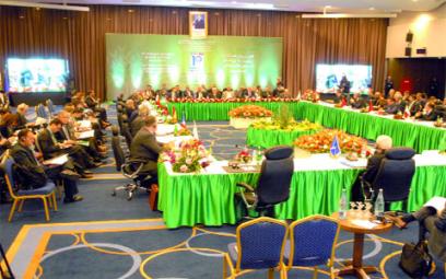 Adoption d'un programme de coopération stratégique