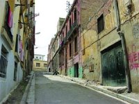 Une association chrétienne veut expulser trois familles