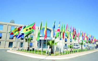 Alger rejette la «manipulation» de Rabat