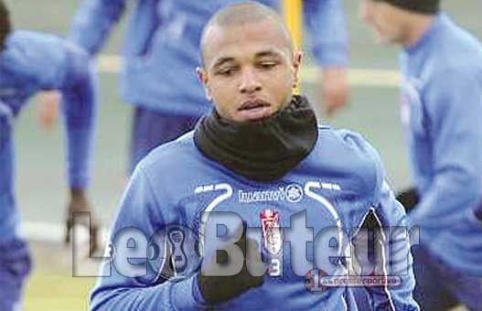 Brahimi et Granada se compliquent la vie