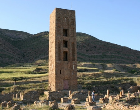 المناطق السياحية والأثرية بولاية المسيلة تستغيث