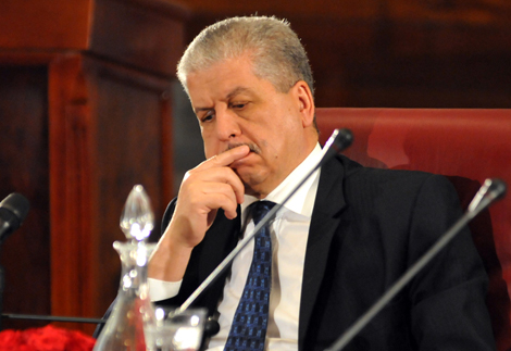 سلال يؤجل زيارة ميلة إلى السبت بسبب حادث الطائرة