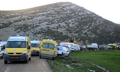 وثبة تضامنية رائعة من مواطني أم البواقي بعد تحطم الطائرة العسكرية