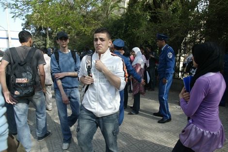 تلاميذ في إضراب لانعادم الأمن والإطعام بثانوية بالي الشلالي في سطيف