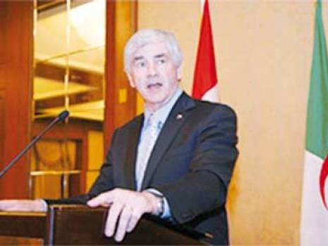 Le ministre canadien des AE en visite en Algérie
