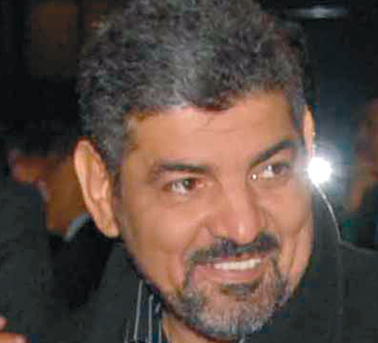 إذاعة البويرة ترثي الفقيد عثمان سناجقي