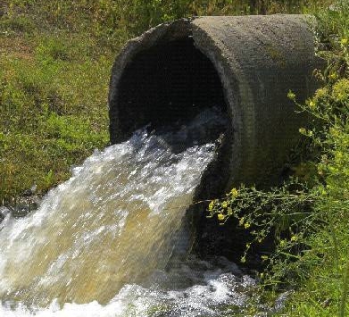 وباء التيفوئيد يتربص بسكان سيدي عمار بعنابة بسبب اختلاط مياه الشرب بقنوات الصرف الصحي