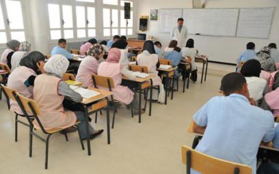 Les classes légèrement allégées, le poids du cartable tourmente les pa