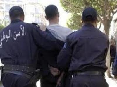 توقيف ضابط شرطة مزيف في الشلف بحوزته سلاح وذخيرة حية