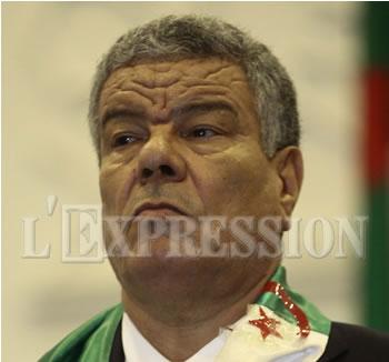 Saâdani se cache... pour partir