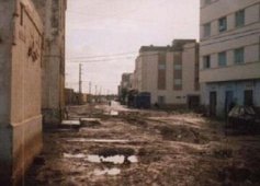 وضعية مقلقة جراء تدهور حالة الطرق بحي 1100 مسكنا بالبويرة