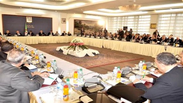 Les organisations patronales appellent à promouvoir l'outil national de production