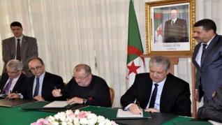 Gouvernement, UGTA et Patronat signent le pacte économique et social de croissance