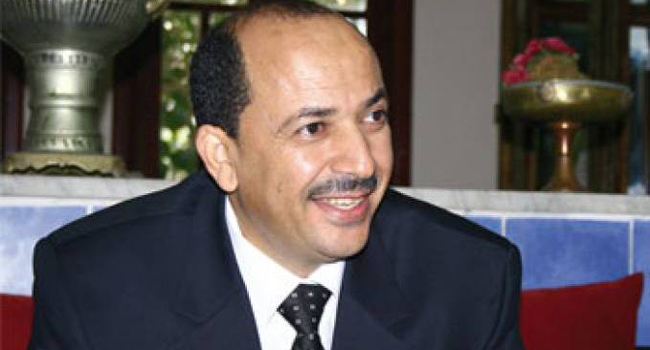 Abdelmalek Sellal et Mustapha Benbada divergent sur la lutte contre l'informel en Algérie