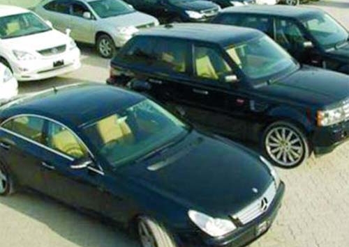 تفكيك شبكة دولية لتهريب السيارات بتيارت