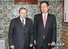 رئيس البرلمان يدعو الجزائر لسرعة تنفيذ مشروع المدينة الجديدة