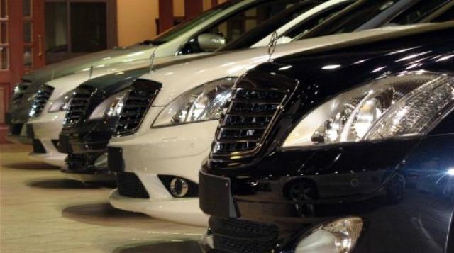 الشرطة القضائية بتيارت تفكك شبكة دولية مختصة في تهريب السيارات