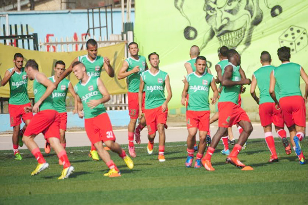 تدريبات شبيبة بجاية بمحضر قضائي واللاعبون خائفون على حياتهم