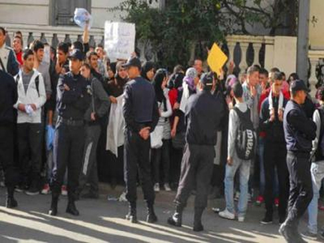 تلاميذ الأقسام النهائية يخربون مقر مديرية التربية ببجاية