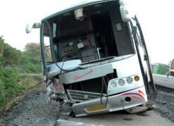 انقلاب حافلة بمخرج مدينة فرندة بتيارت يخلف 20 جريحا