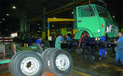 Plus de 1 800 semi-remorques au programme 2014 de la SNVI-Tiaret