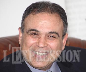 Il se venge sur son ambassadeur à Alger