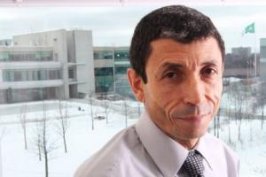 Méziane Zéroual, un Franco-Ontarien qui vient de loin Le choc de la langue pour un Algérien