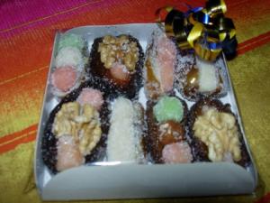 DATTES ET PRUNEAUX FOURRES