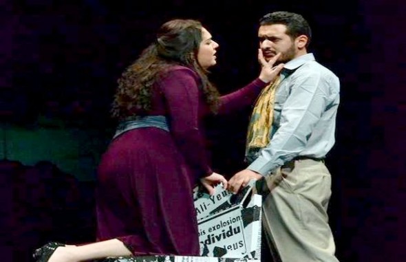 Création théâtrale féminine à Annaba