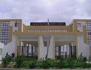 طلبة كلية الحقوق ببرج بوعريريج في إضراب لليوم الثالث