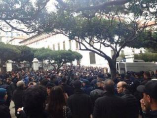 Nouveau Sit-in du mouvement Barakat contre le 4e mandat de Bouteflika