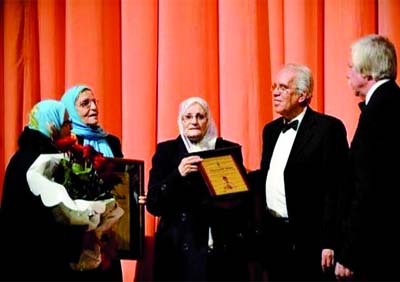 Bel hommage au grand maître Hamidou Djaïdir