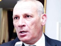 « Le maintien des staffs techniques sera décidé début avril »