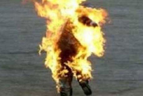 شاب يحاول الانتحار حرقا في تيارت