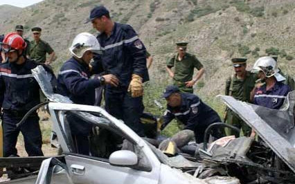 وفاة شخصين وجرح 4 آخرين في حادث مرور بميلة