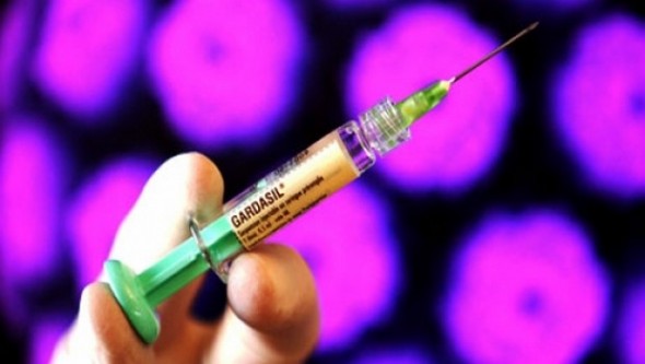 L'utilisation du vaccin contre le cancer du col de l'utérus en étude