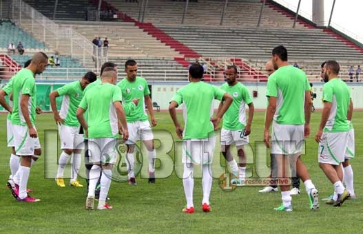 Le stage des locaux a commencé avec 7 joueurs