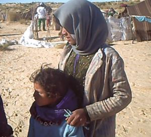 السلطات تعجز عن إحصائهم وتثبيتهم في السجلات المدنية                    مئات البدو الرحل منسيون في صحارى الوادي