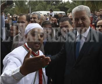 Sellal courtise les femmes et les retraités