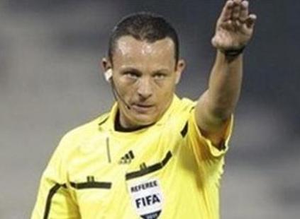 جمال حيمودي يعتذر عن تحكيم داربي الرجاء و الوداد البيضاويين المغربيين